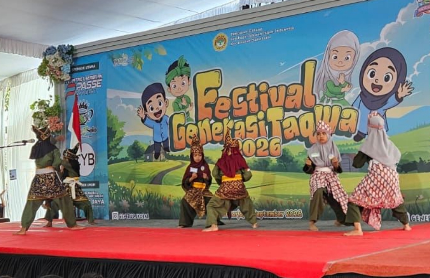 Pesilat PERSINAS ASAD Tampil Memukau Meriahkan Festival Generasi Taqwa LDII Sukoharjo